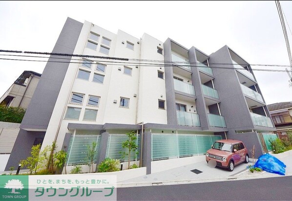 Beverly Homes 豊島園の物件外観写真